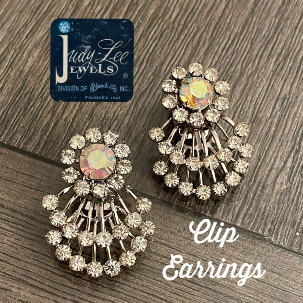 Vintage Judy Lee Clear & Aurora Borealis Rhinestone Clip Earrings